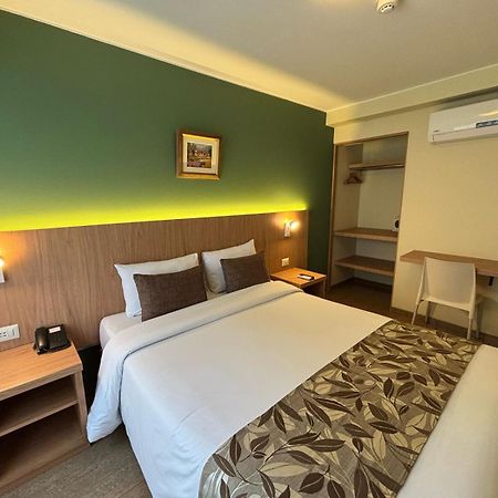 El Tambo 1 Hotel ลิมา ภายนอก รูปภาพ