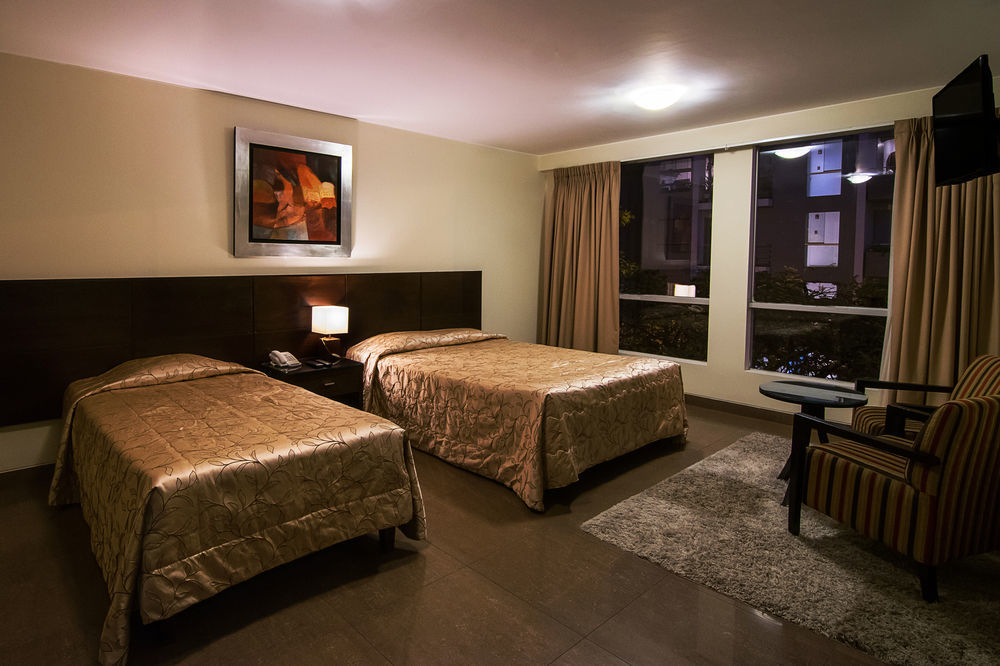 El Tambo 1 Hotel ลิมา ภายนอก รูปภาพ